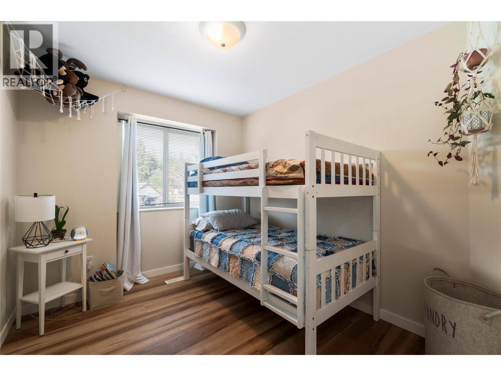 #16 801 20 Street NE - 22
