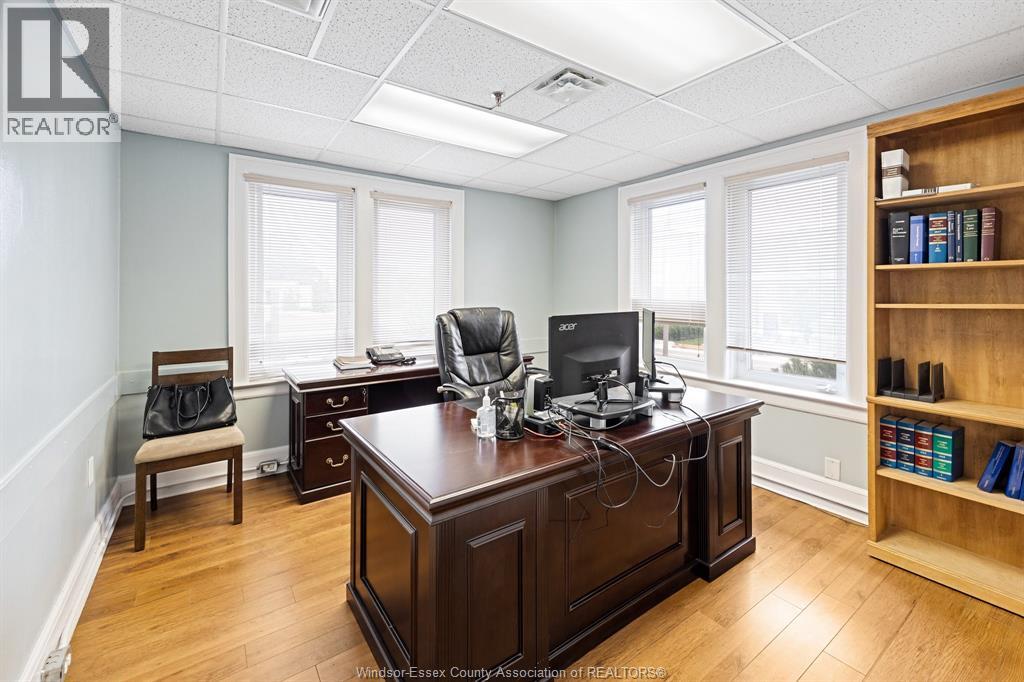 1395 OUELLETTE AVENUE, Windsor — photo 16
