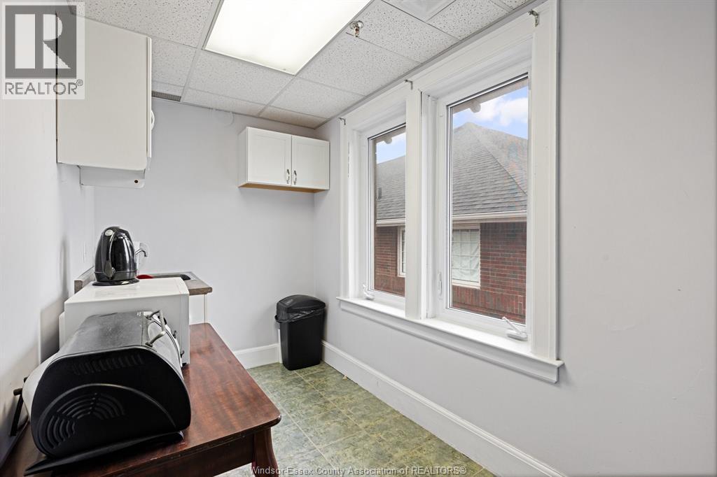 1395 OUELLETTE AVENUE, Windsor — photo 26