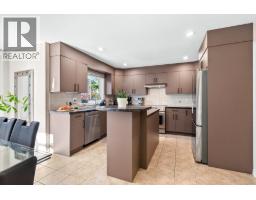 2020 Parkway Boulevard, Coquitlam, BC V3E3N2 Photo 12