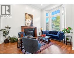 2020 Parkway Boulevard, Coquitlam, BC V3E3N2 Photo 7