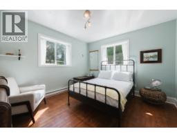 4981 Geer Road, Sechelt, BC V7Z0B9 Photo 14