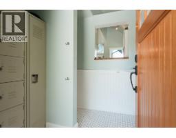 4981 Geer Road, Sechelt, BC V7Z0B9 Photo 22