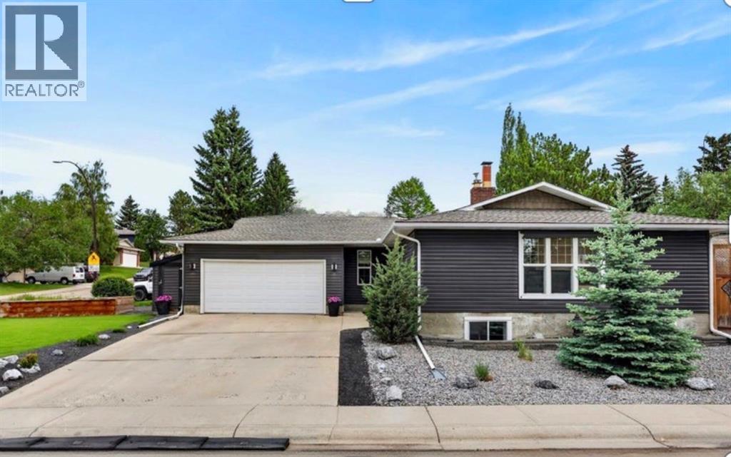 104 Silver Springs Green NW, Calgary, Alberta, T3B3Y9