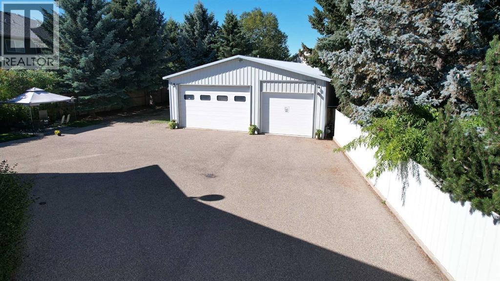42 Staffordville Crescent N - 31