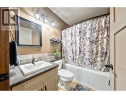252042 Township Road 230, Rural Wheatland County, AB T1P0T2 Photo 21