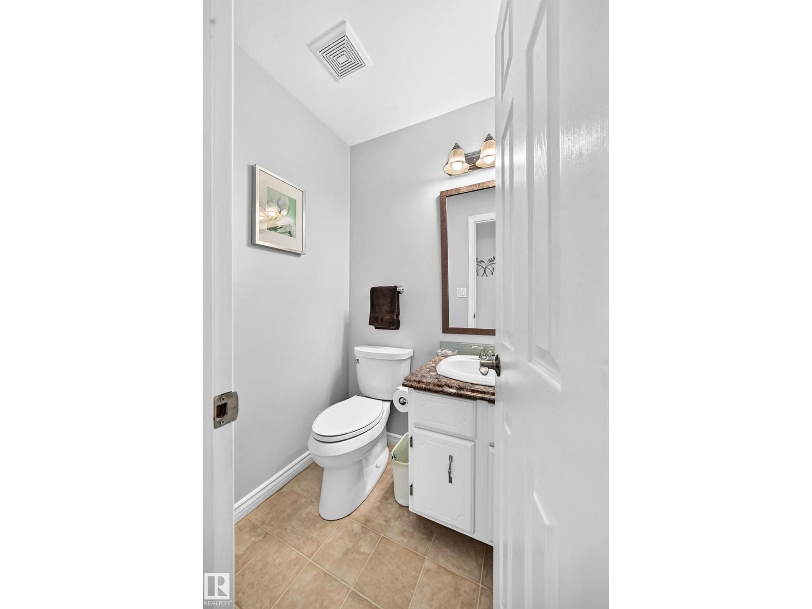 10451 26 AV NW - Image 25