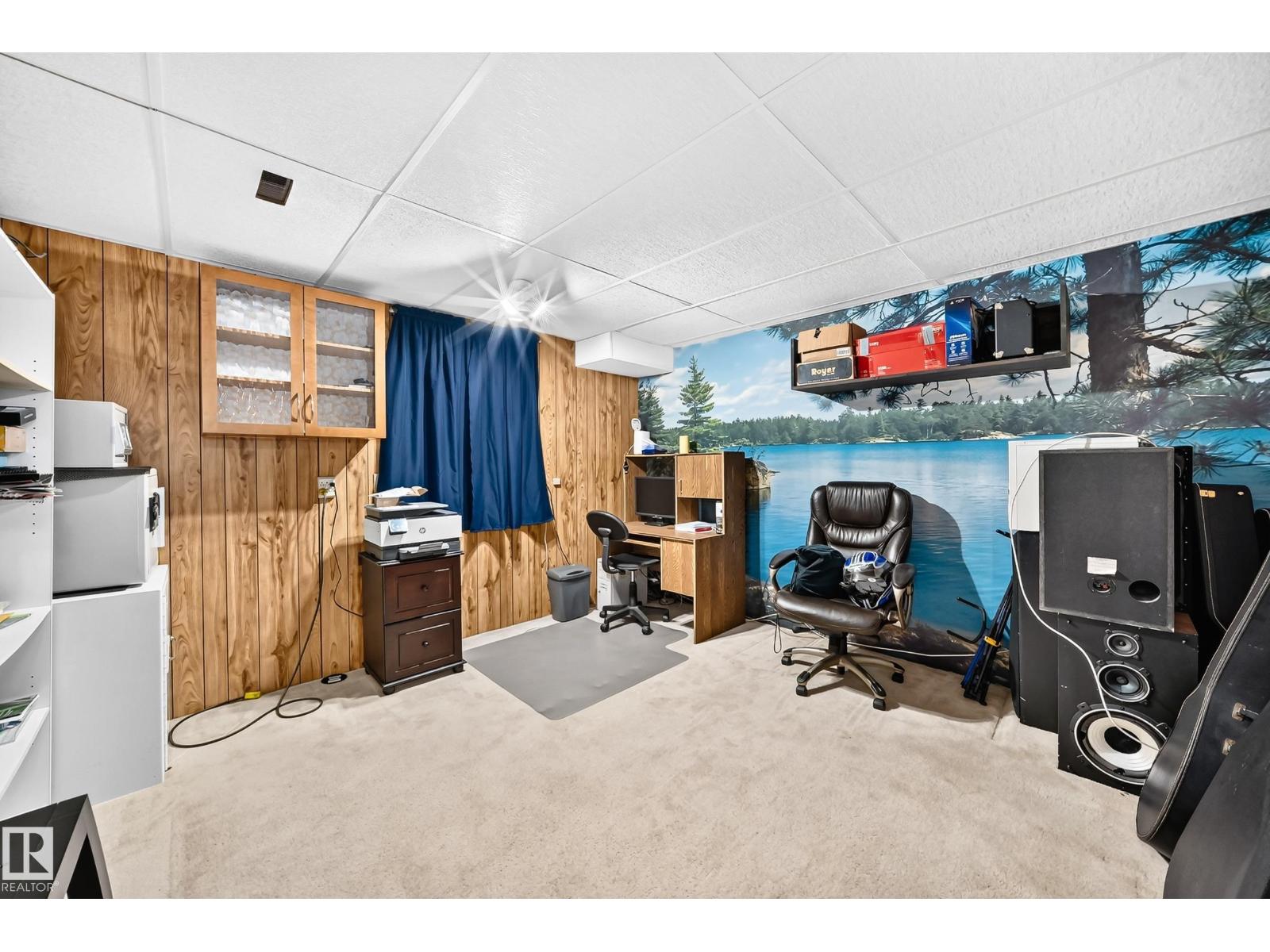 10451 26 AV NW - 60