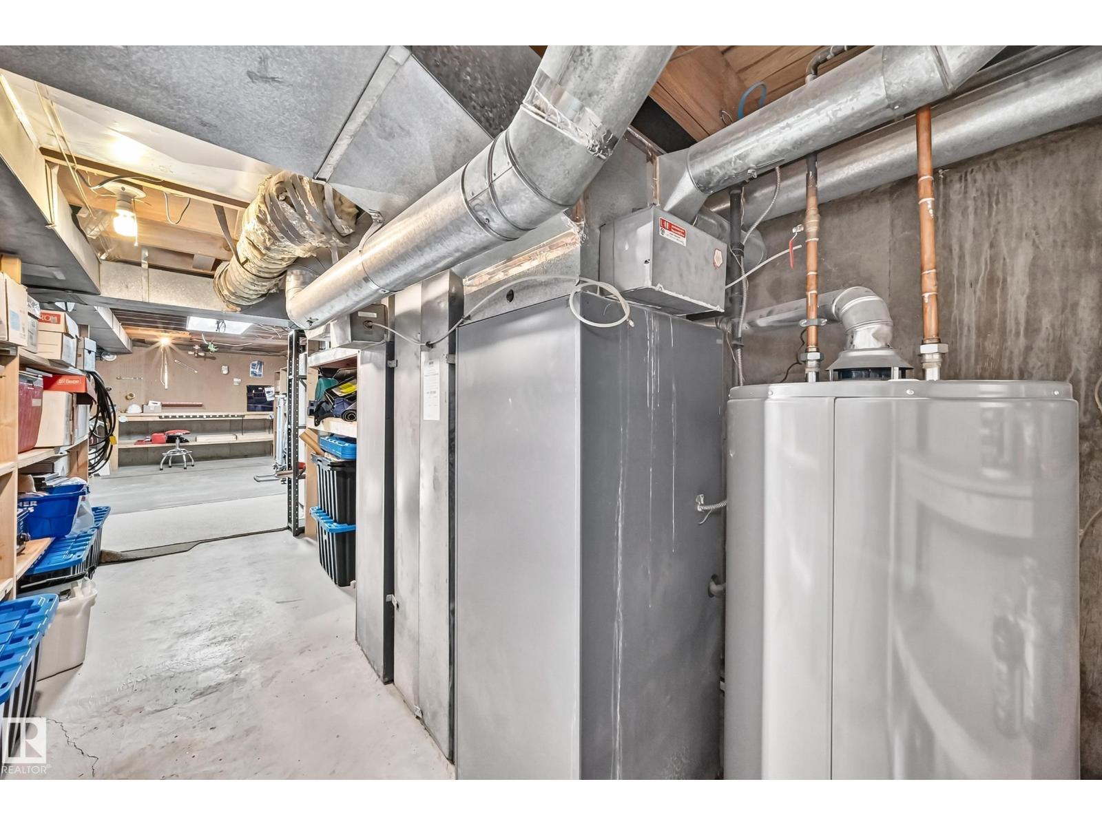 10451 26 AV NW - Image 65