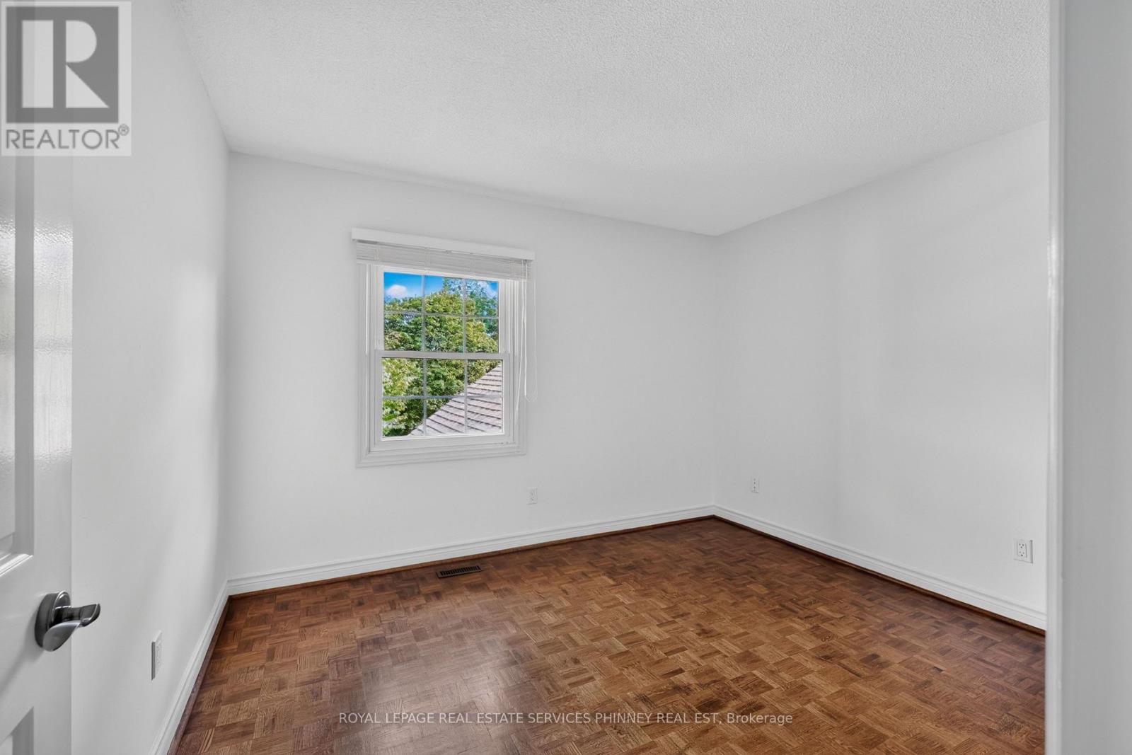 3861 PROMONTORY CRESCENT - 21
