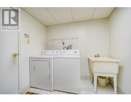 16 Opal Court, Toronto, ON M9V3N3 Photo 11