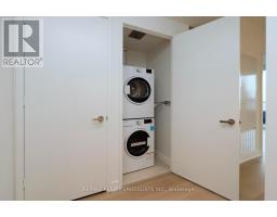 3804 - 448 Burnhamthorpe Road W, Mississauga, ON L5B0R4 Photo 6