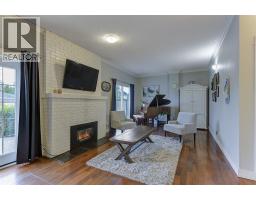 Foyer - 1859-1861 Mountain Avenue, Kelowna, BC V1Y7J4 Photo 19