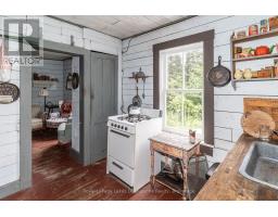 1099 Wolfkin Lake Road, Lake Of Bays, ON P0B1A0 Photo 18