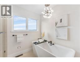4970 Bucktail Lane, Kelowna, BC V1W5L3 Photo 34