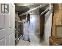 199 Coppertree Court, Kamloops, BC V2E2N4 Photo 53
