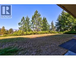 199 Coppertree Court, Kamloops, BC V2E2N4 Photo 38