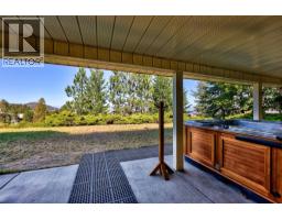 199 Coppertree Court, Kamloops, BC V2E2N4 Photo 36