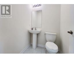 Bathroom - 82 Pinot Crescent, Hamilton, ON L8E0J9 Photo 11