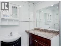Bedroom - 1029 Queens Ave, Victoria, BC V8T1M7 Photo 9
