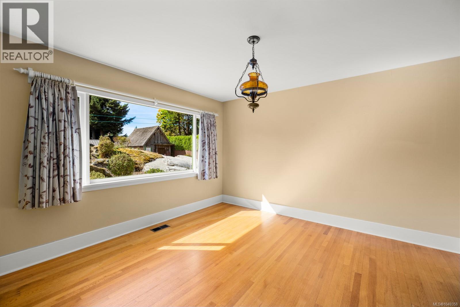 8620 Forest Park Pl - 16