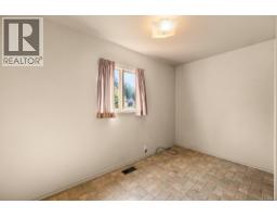8620 Forest Park Pl, North Saanich, BC V8L5Z7 Photo 22