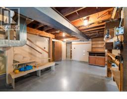 8620 Forest Park Pl, North Saanich, BC V8L5Z7 Photo 30