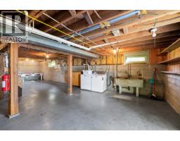 8620 Forest Park Pl, North Saanich, BC V8L5Z7 Photo 31