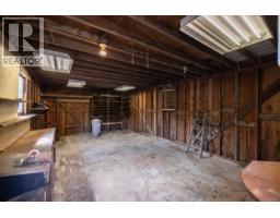 8620 Forest Park Pl, North Saanich, BC V8L5Z7 Photo 38