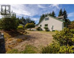 8620 Forest Park Pl, North Saanich, BC V8L5Z7 Photo 40