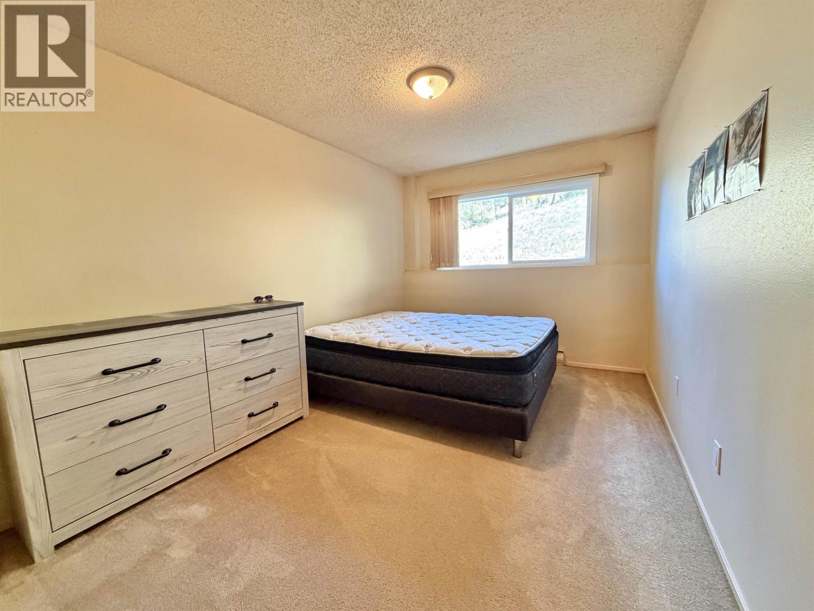 #211 280 N BROADWAY AVENUE - Image 11