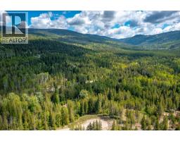 8290 Lincoln Road, Vernon, BC V1B3M8 Photo 7