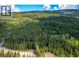 8290 Lincoln Road, Vernon, BC V1B3M8 Photo 8
