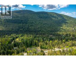8290 Lincoln Road, Vernon, BC V1B3M8 Photo 11