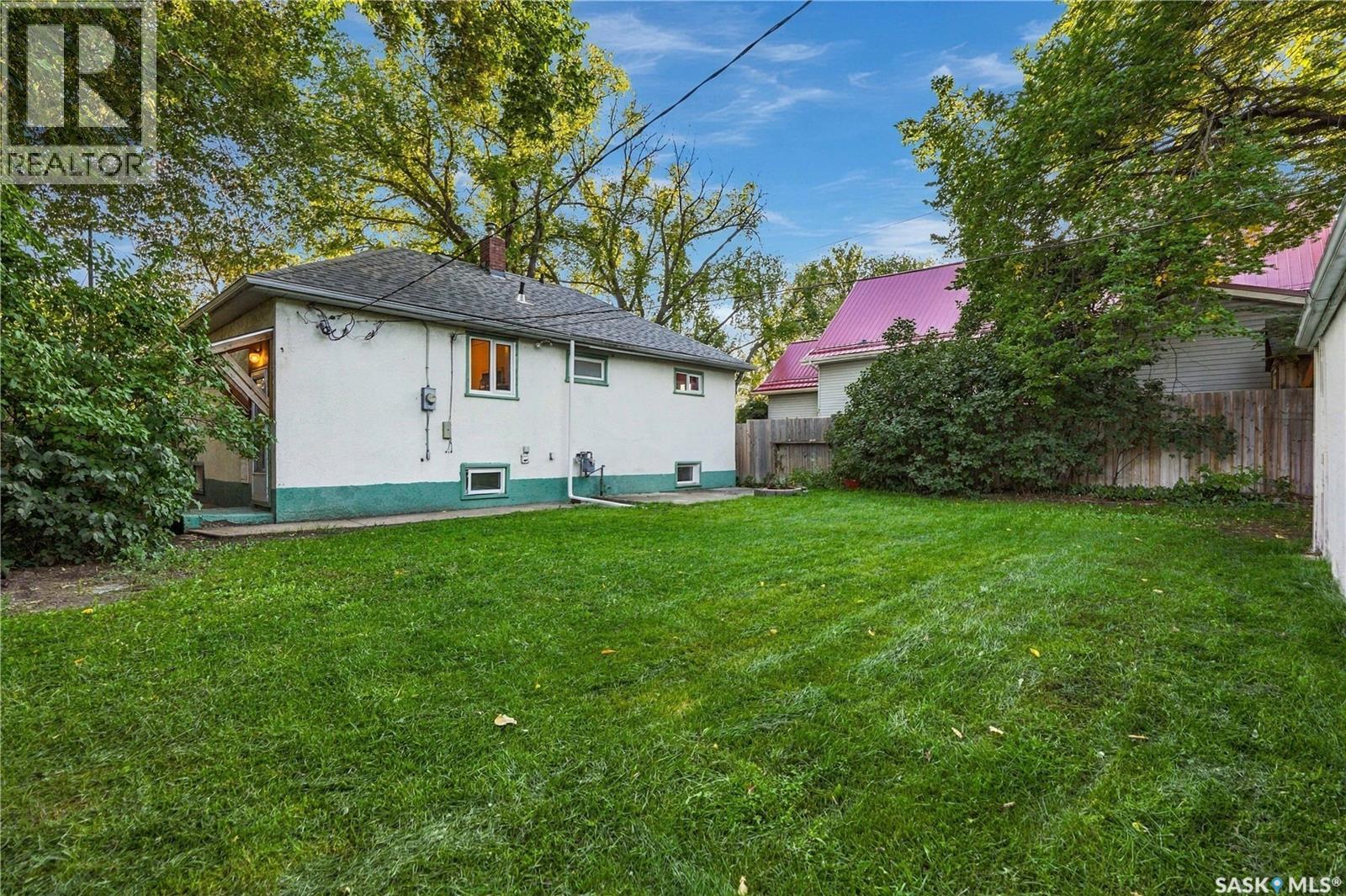 216 25th STREET W - Image 45