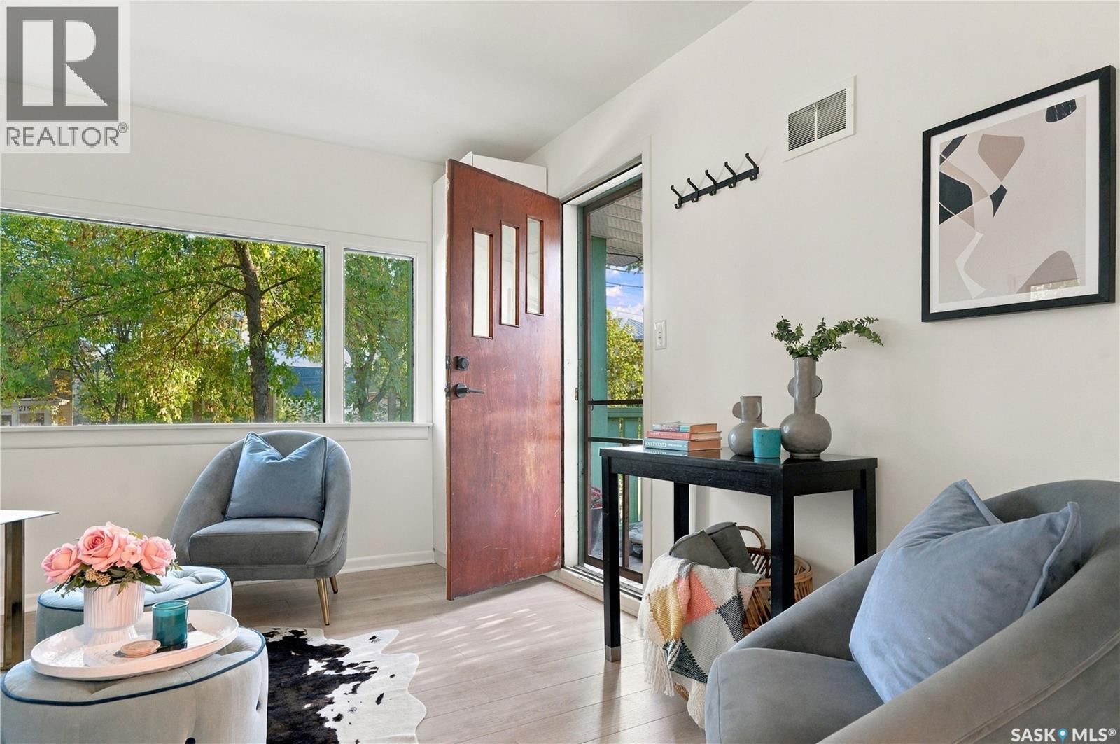 216 25th STREET W - 5