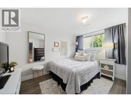 140 Avon Road, Kitchener, ON N2B1T7 Photo 30