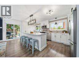 140 Avon Road, Kitchener, ON N2B1T7 Photo 17
