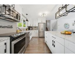 140 Avon Road, Kitchener, ON N2B1T7 Photo 19