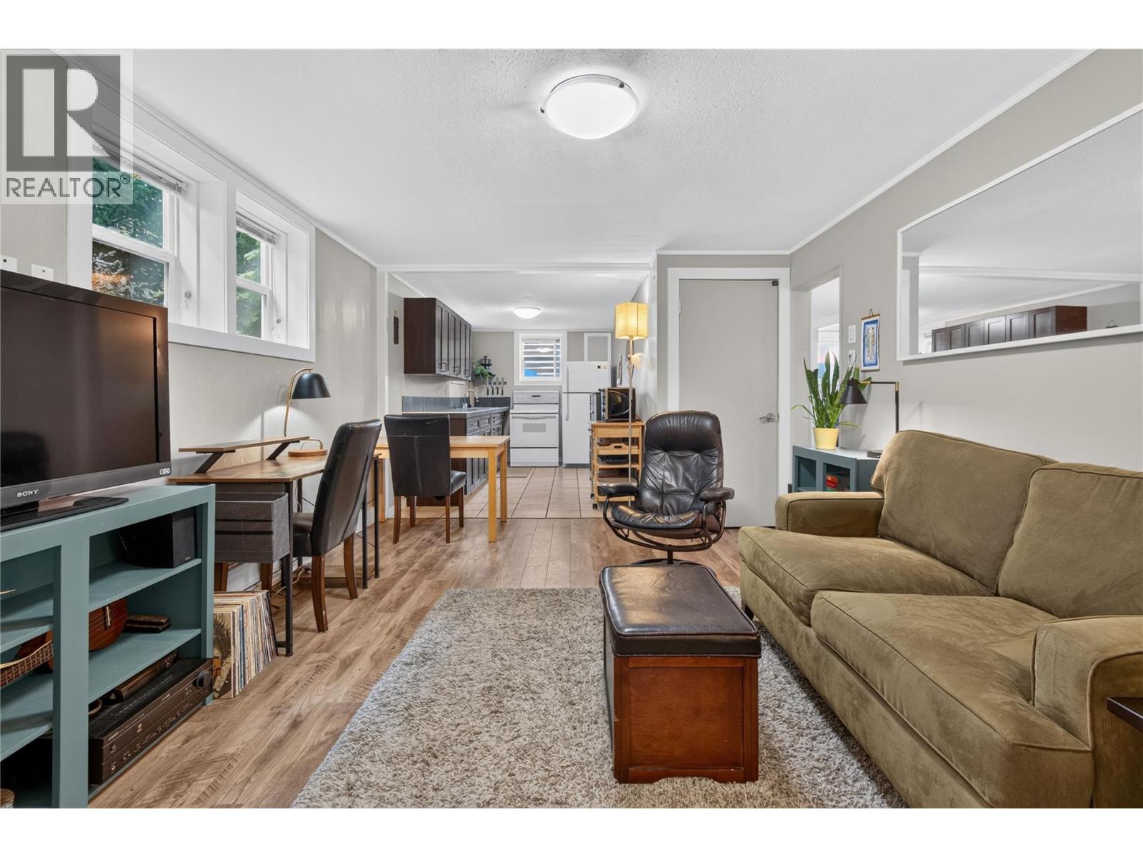 689 Ellis Street - Image 16