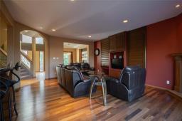 Recreation room - 104 Yorkwood Drive, Winnipeg, MB R3X2H6 Photo 10