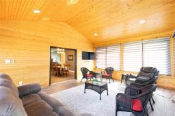 6 Oakwood Place, Mitchell, MB R5G2M9 Photo 13