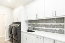6 Oakwood Place, Mitchell, MB R5G2M9 Photo 22