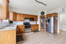 Bedroom - 305 Bridge Lake Drive, Winnipeg, MB R3Y0R2 Photo 8