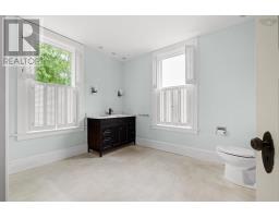 8 Maple Drive, Lunenburg, NS B0J2C0 Photo 24