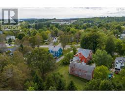 8 Maple Drive, Lunenburg, NS B0J2C0 Photo 46