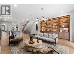 2pc Bathroom - 2021 27 Avenue Sw, Calgary, AB T2T1H6 Photo 18