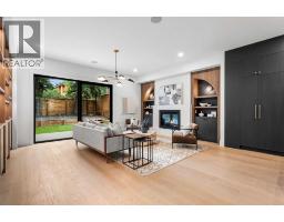 Living room - 2021 27 Avenue Sw, Calgary, AB T2T1H6 Photo 19