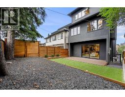 2021 27 Avenue Sw, Calgary, AB T2T1H6 Photo 43