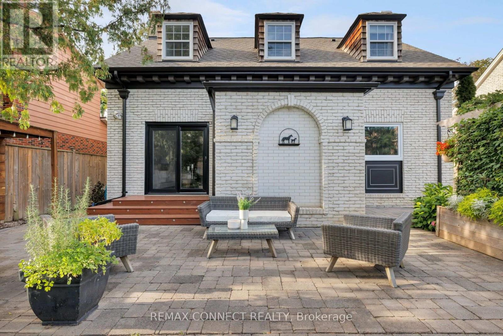 52 ANGUS DRIVE - 42